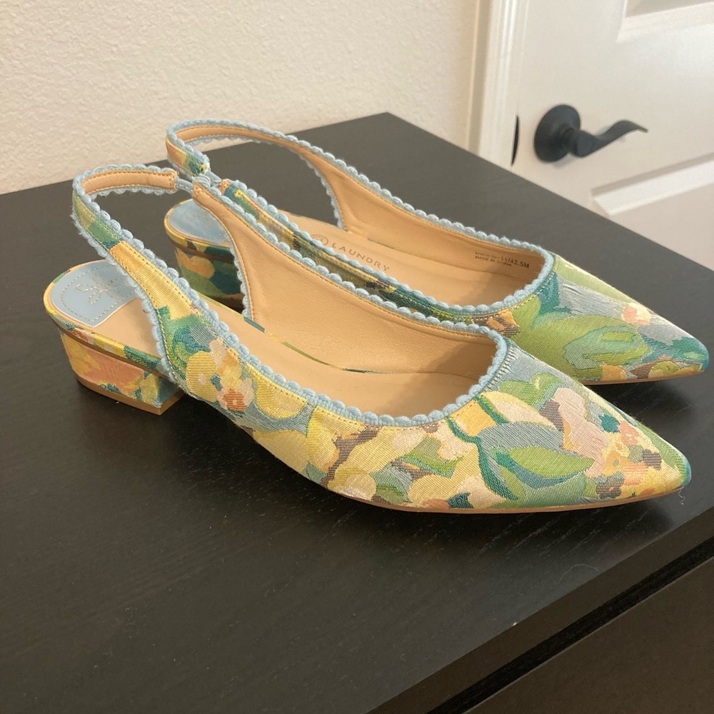 Chinese Laundry Blue and Green Floral Heels